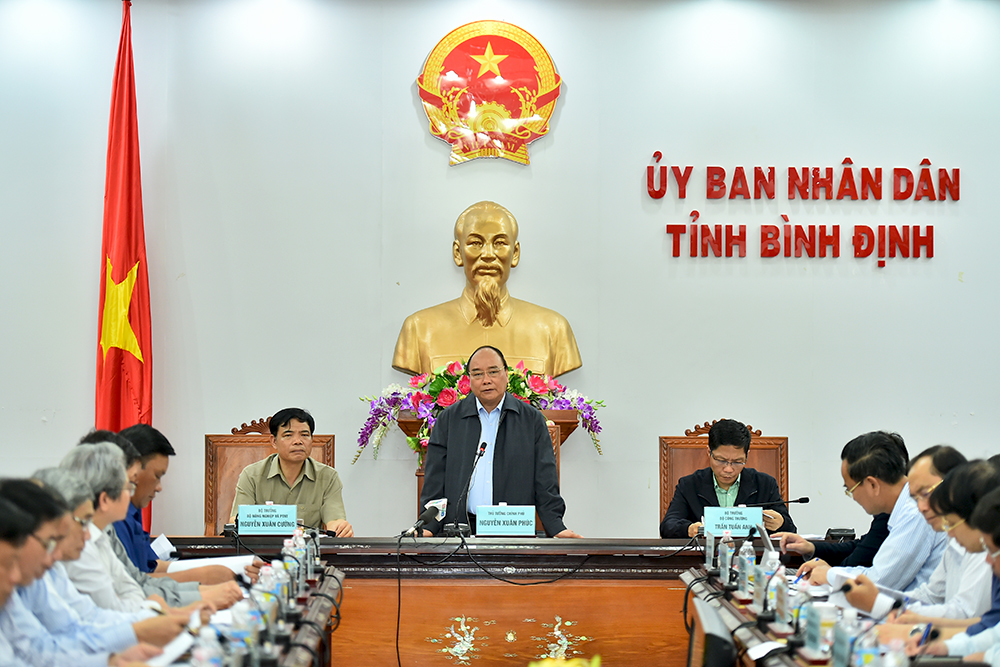 Thủ[-]tướng[-]quyết[-]định[-]hỗ[-]trợ[-]Bình[-]Định[-]80[-]tỷ[-]và[-]2.000[-]tấn[-]gạo